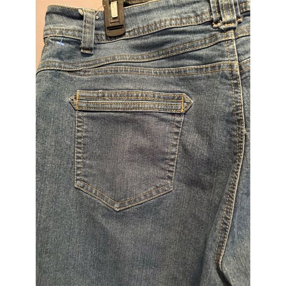 Ashley Stewart Women's Denim Capris Blue Size 16 Casual Culotte Style - Picture 6 of 10